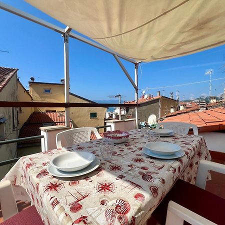 דירות לריצ'י Terrazza Del Centro מראה חיצוני תמונה